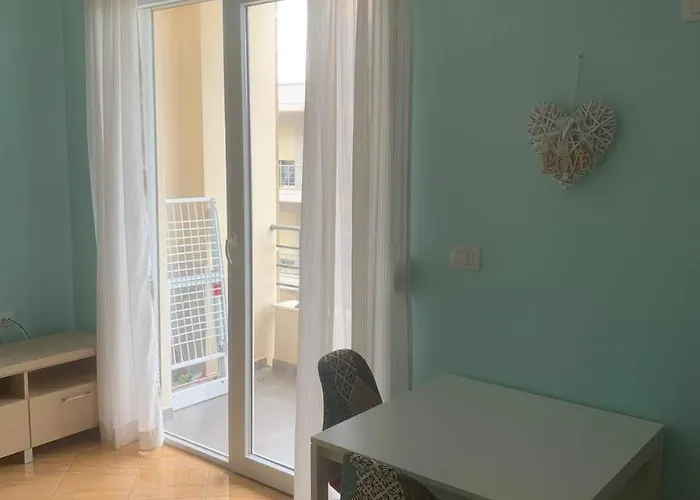 Apartament New Near The